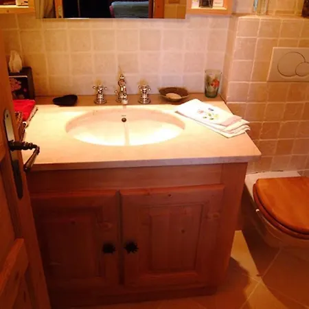 Exclusive Charming 4 Bedroom Near Gstaad