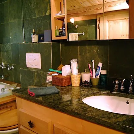 Villa Exclusive Charming 4 Bedroom Near Gstaad Lauenen