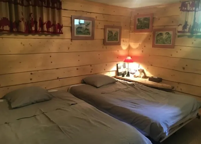 Exclusive Charming 4 Bedroom Near Gstaad Villa