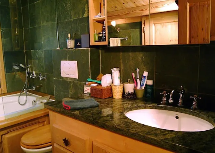 Villa Exclusive Charming 4 Bedroom Near Gstaad Lauenen